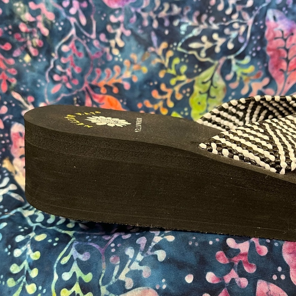 Yellow Box Yulisa Platform Thong Sandal Size 8 - Picture 6 of 6